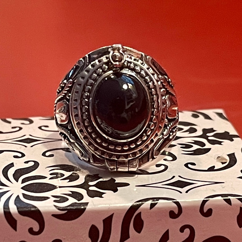 Bogo 1/2 Off: Vintage Ring Marked Kabana 925 Sterling Silver Size 9 Onyx Euc!